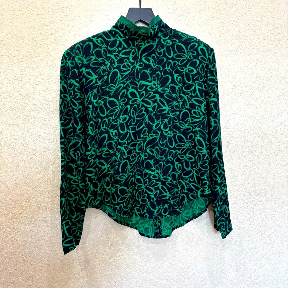 Nicole Miller Sport Vintage 1980’s Green Printed Silky Blouse Office Old Money
